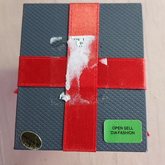 Sterling Silver & Diamond Stud Earrings - Picture 13 of 14